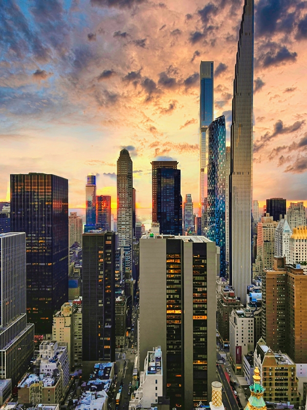 Vista sullo skyline di New York, tramonto poster & stampe di Fabian Kimmel  - Printler