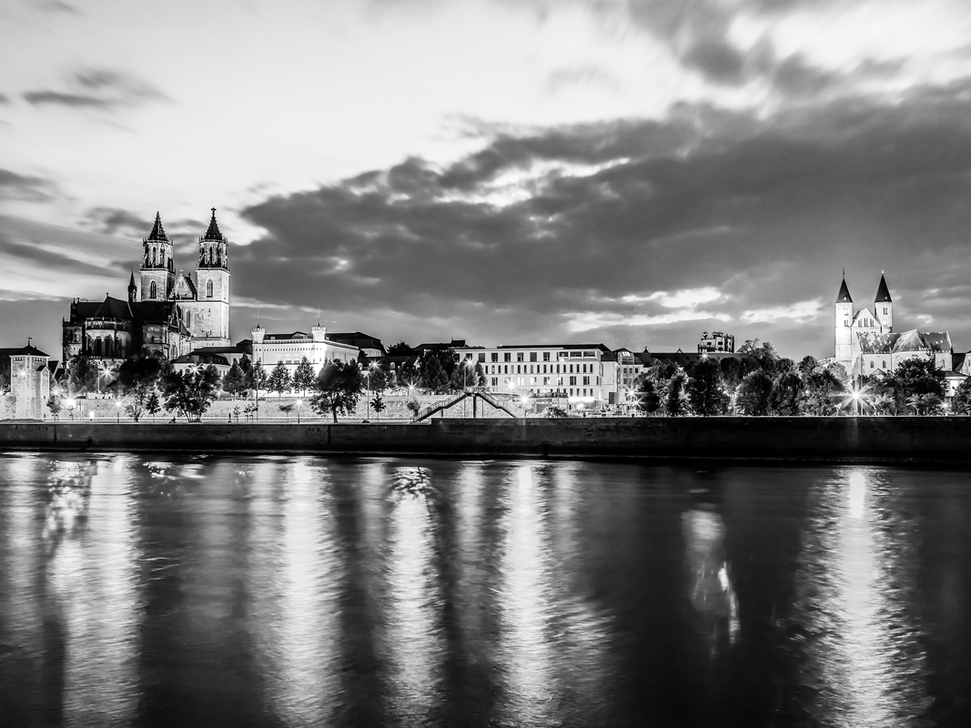 Skyline Magdeburg in Germany posters & prints by Dieterich Fotografie -  Printler